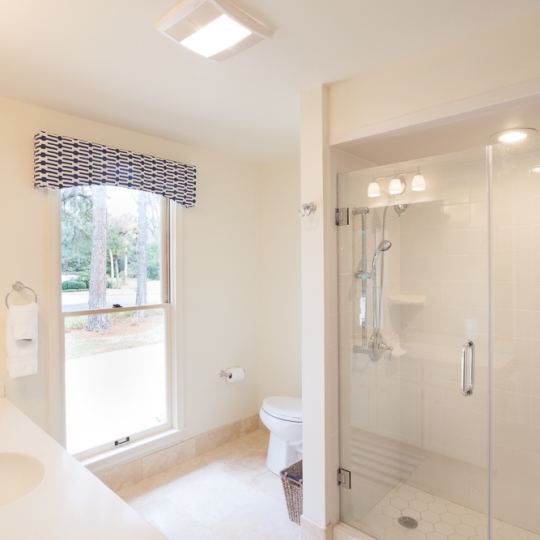 cottage 337 bathroom