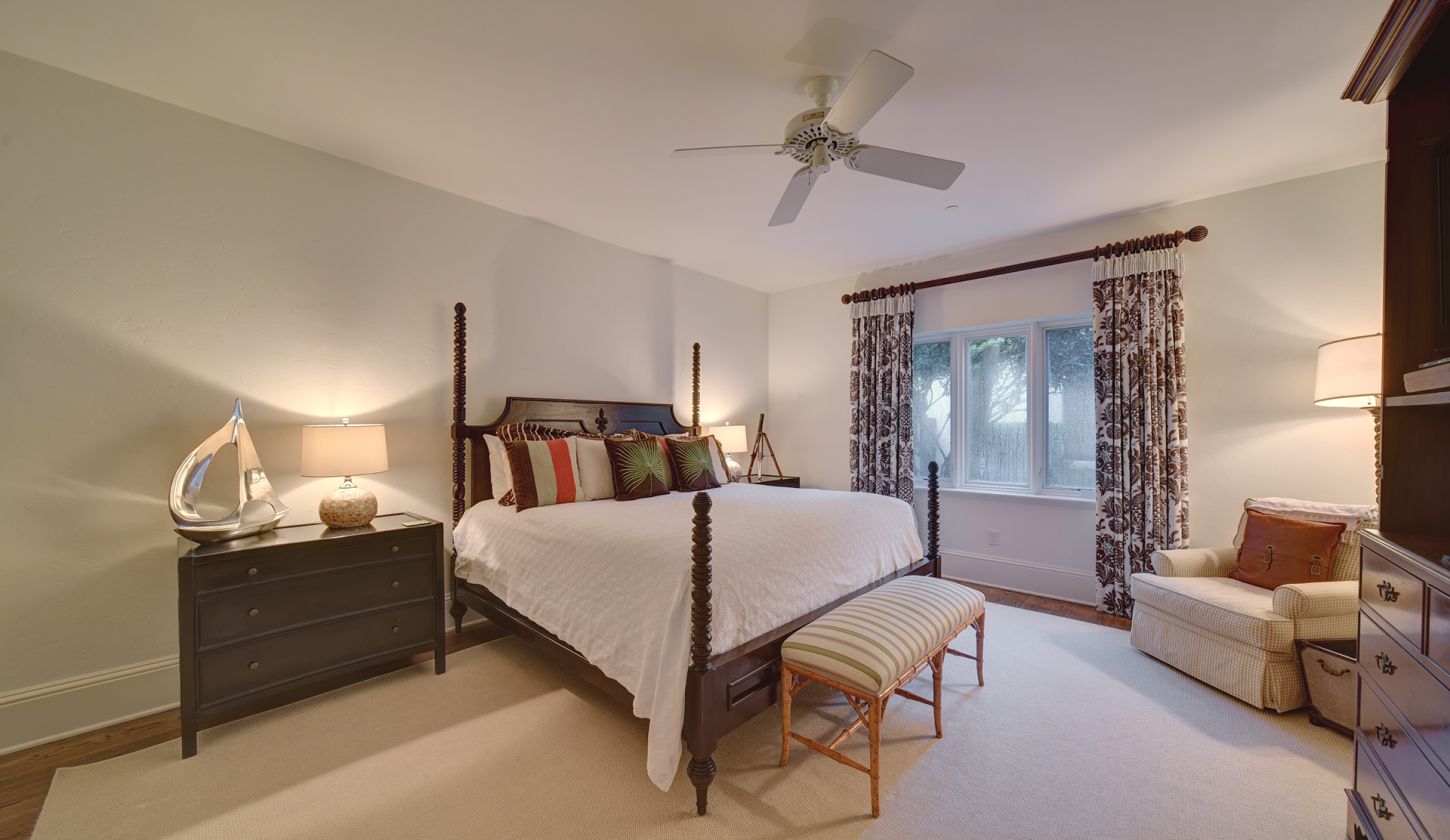 Large bedroom with queen bed