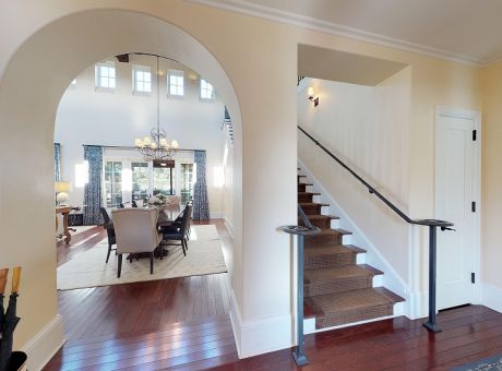 entryway into the dining room