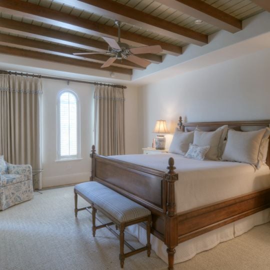 bedroom with sitting area