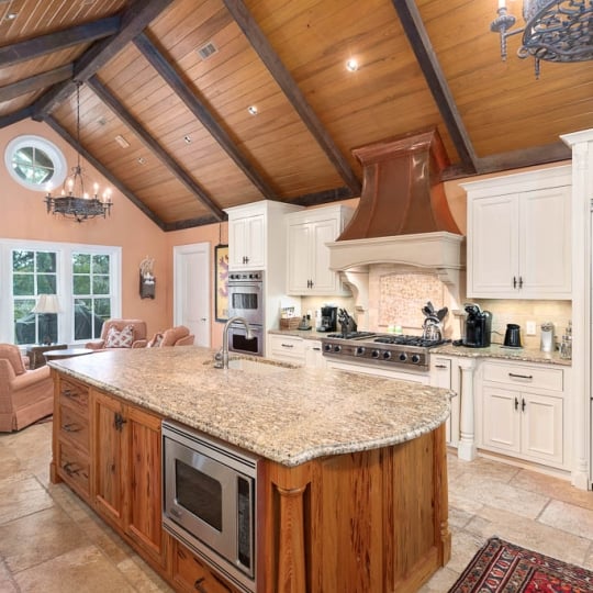 cottage 418 kitchen view