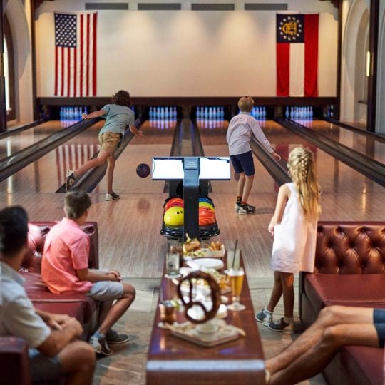 Sea Strike Pub and Bowling