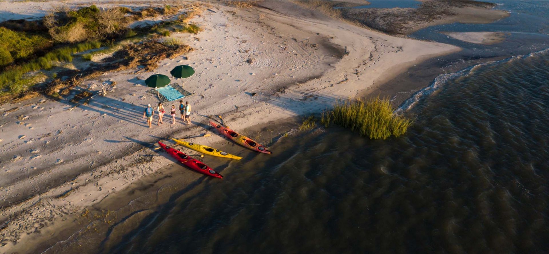 Kayak Shore Lunch