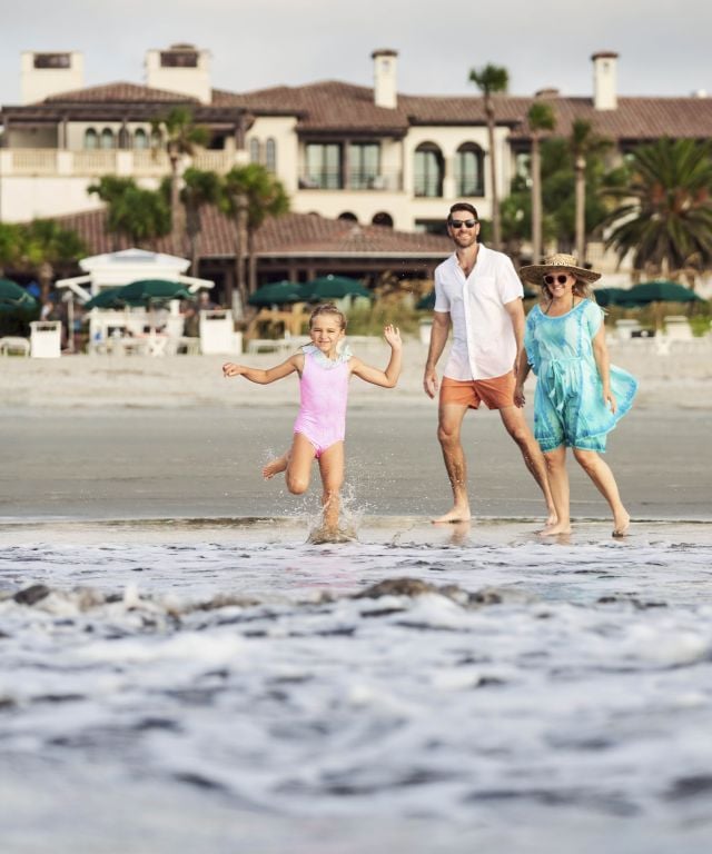 Beach Club - Family Fun