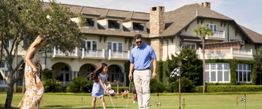 The-Lodge-Speedway-Putting-Course-Family