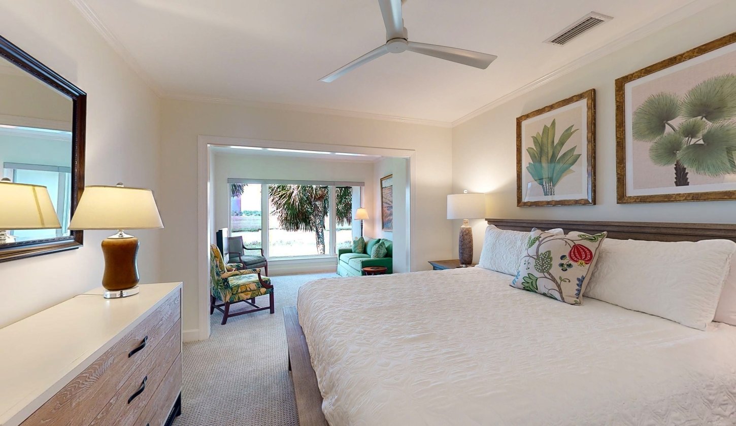 River Club Condo 1201